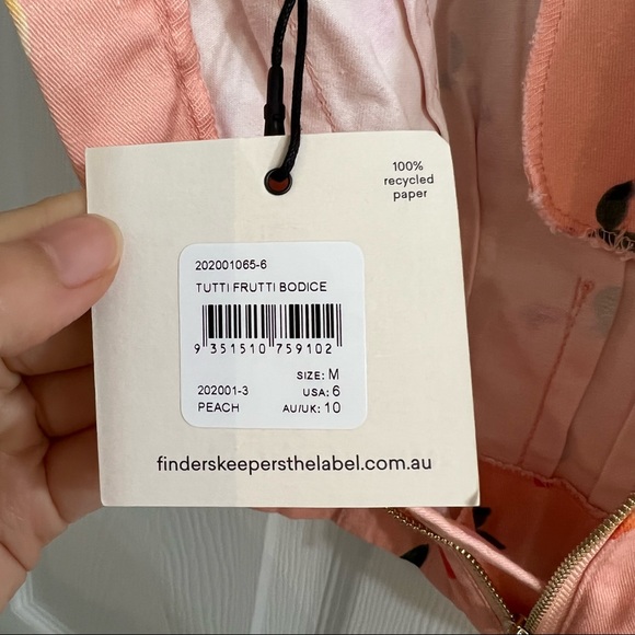 Brand new Finders Keepers peach top - Picture 6 of 10